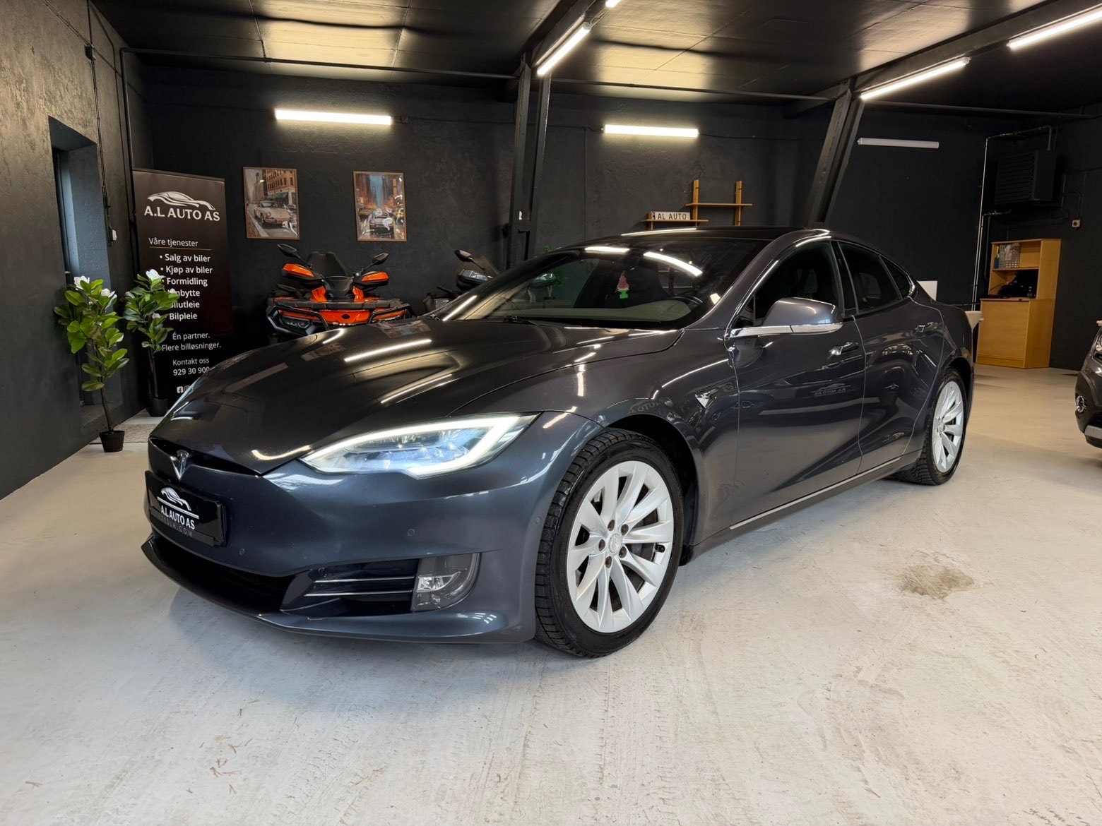 Tesla Model S 75D, 525ps, 2018