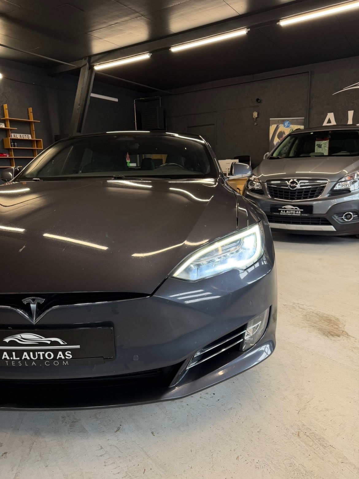 Tesla Model S 75D, 525ps, 2018