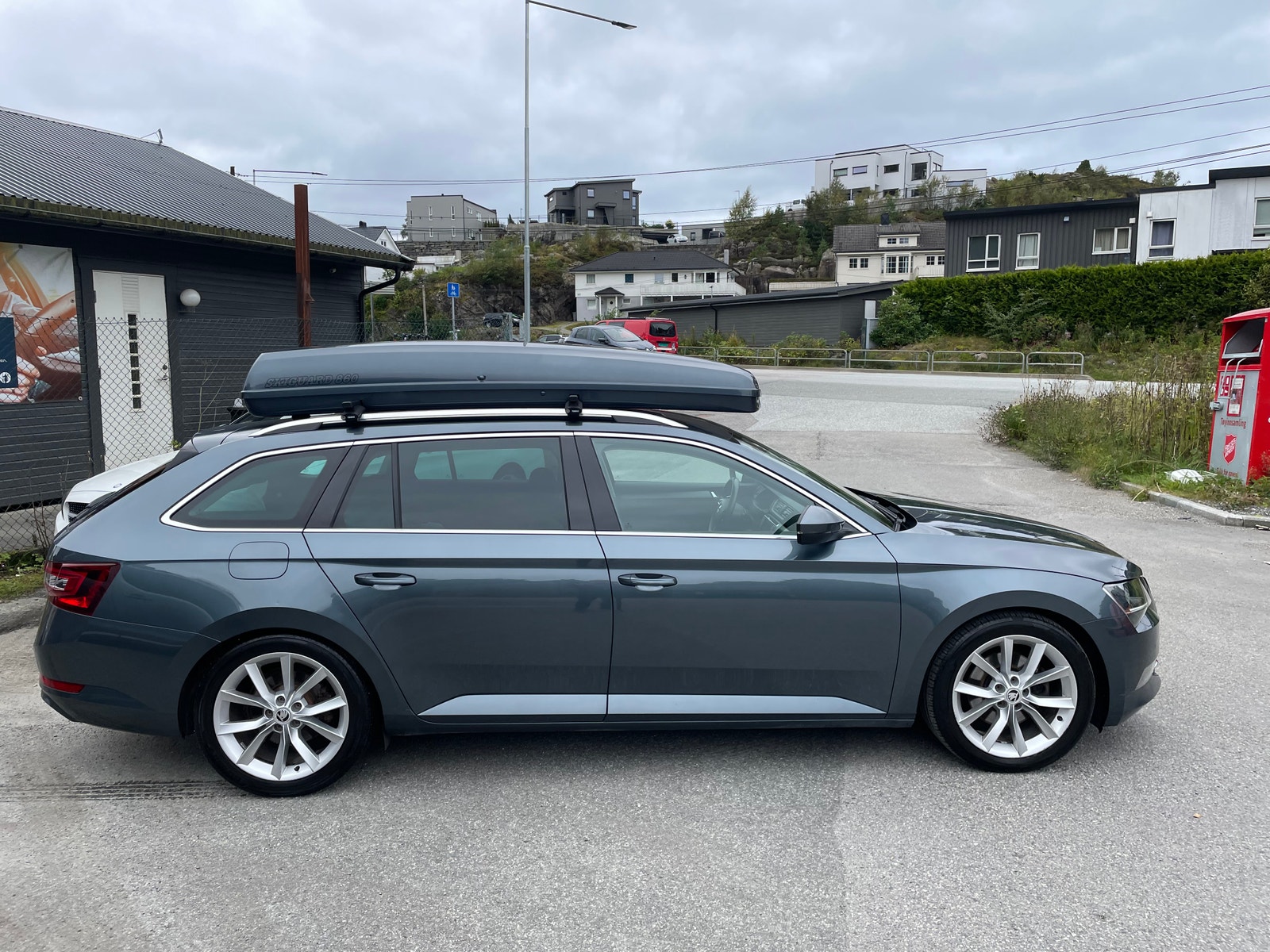 Škoda Superb Kombi 2.0 TDI 4x4 SCR DSG Sekventiell, 190hk, 2017