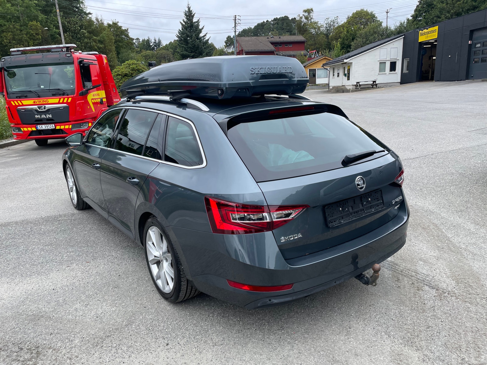 Škoda Superb Kombi 2.0 TDI 4x4 SCR DSG Sekventiell, 190hk, 2017