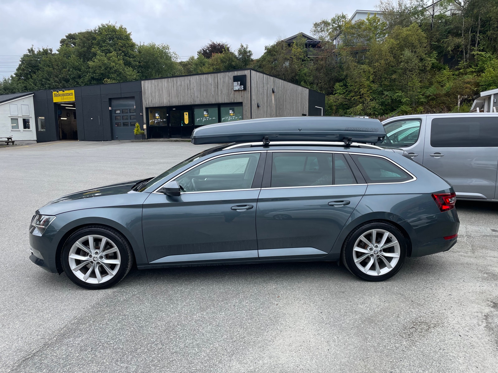 Škoda Superb Kombi 2.0 TDI 4x4 SCR DSG Sekventiell, 190hk, 2017