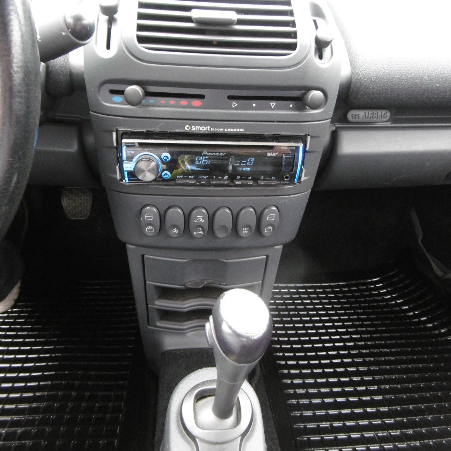 Smart Roadster 0.7 Semi-Automatic, 82hp, 2003