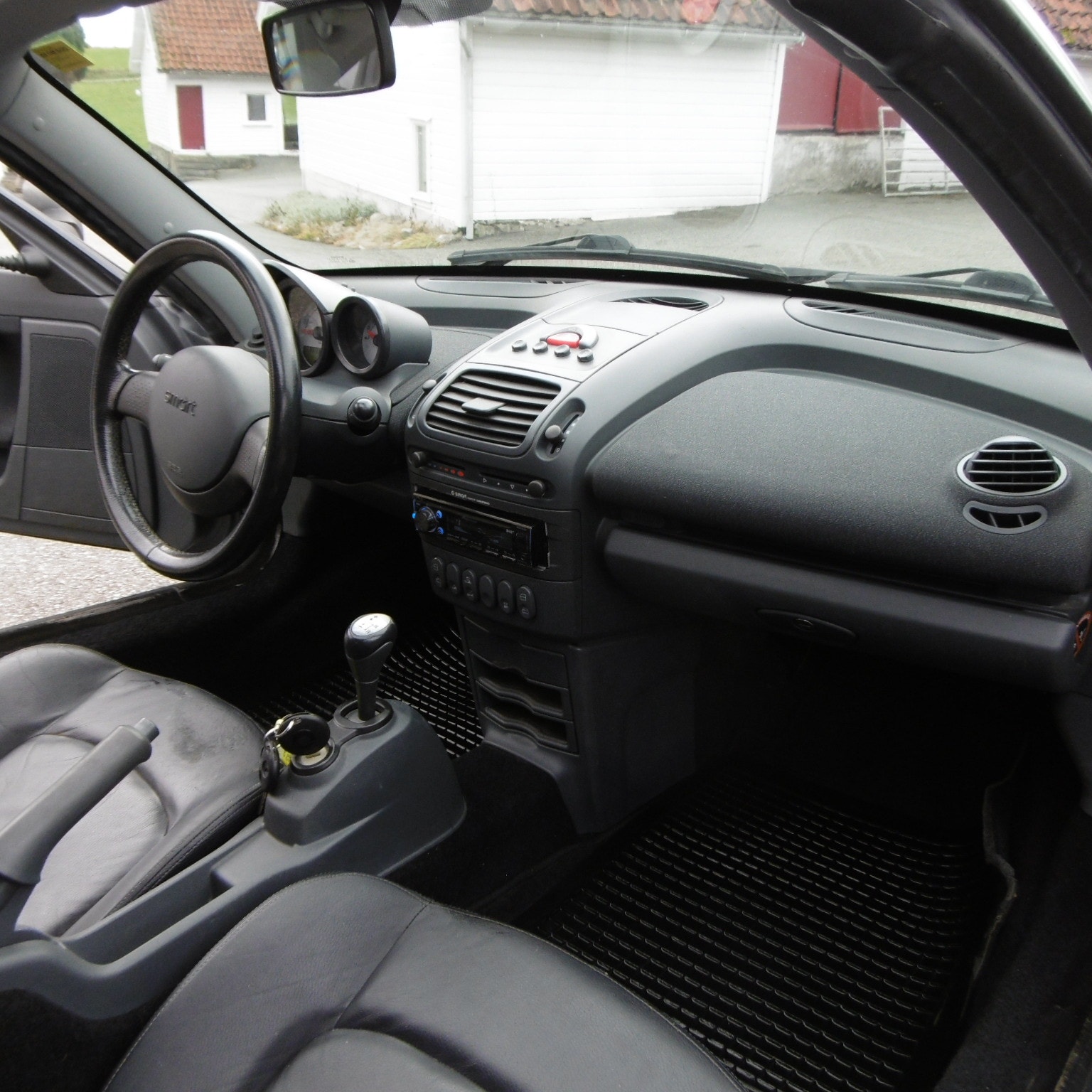Smart Roadster 0.7 Semi-Automatic, 82hp, 2003