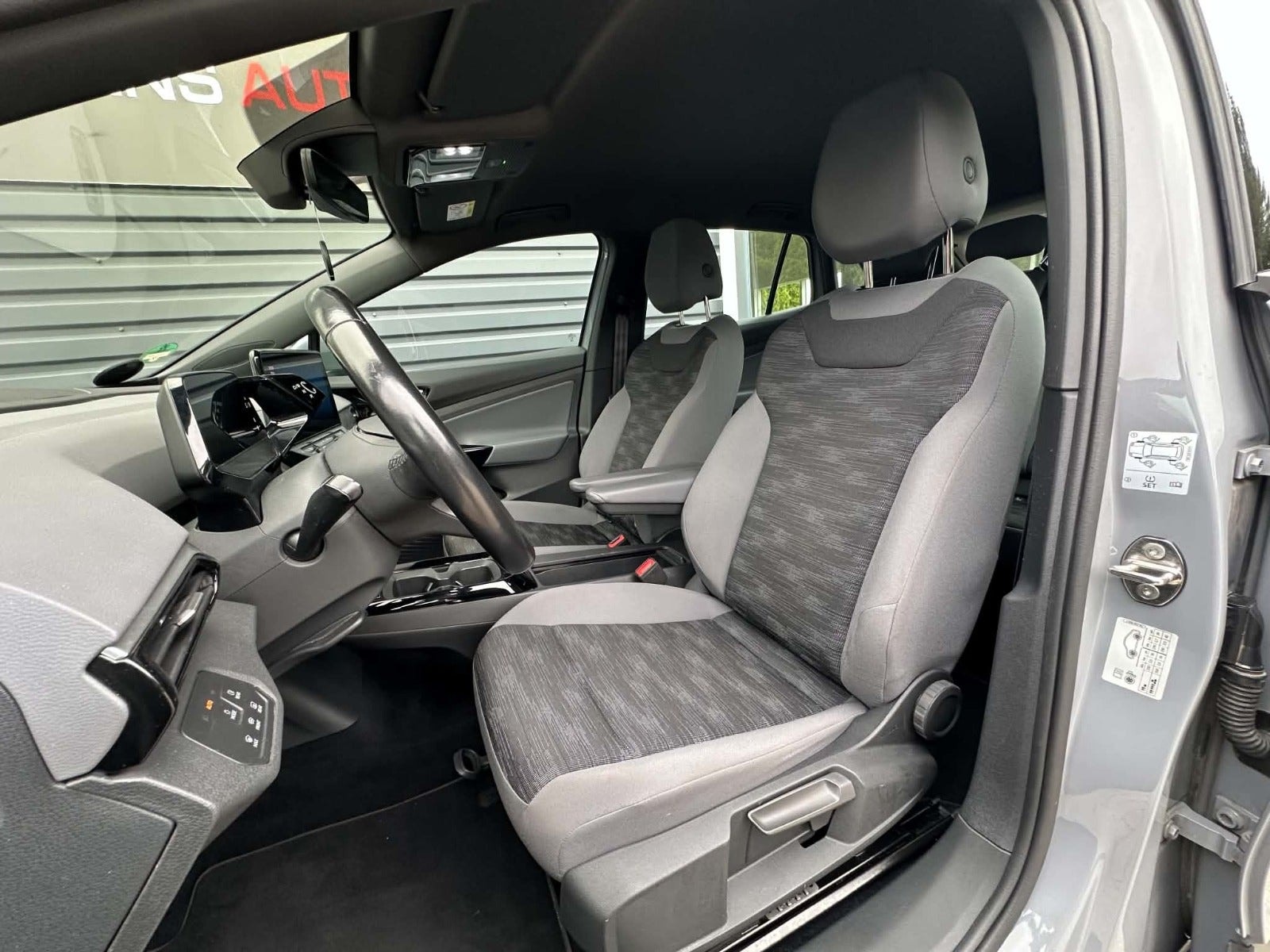 Volkswagen ID.4 Pro Performance, 204ps, 2023
