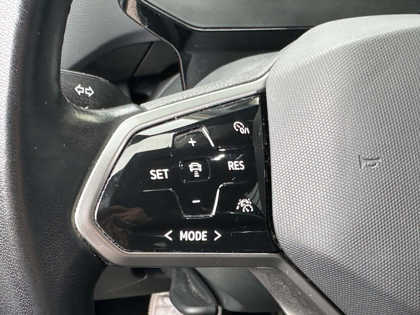 Volkswagen ID.4 Pro Performance, 204ps, 2023