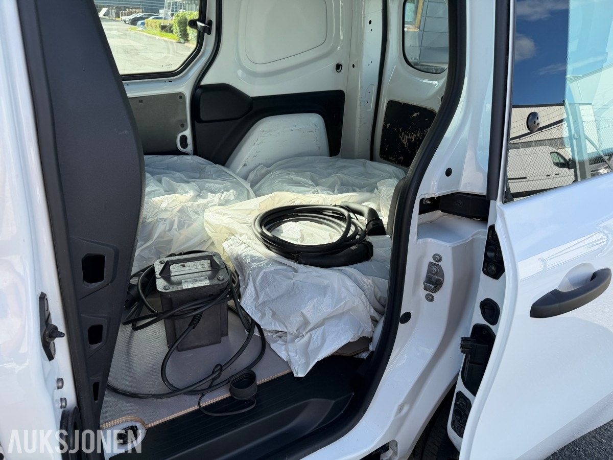 Renault Kangoo E-Tech, 122ps, 2022