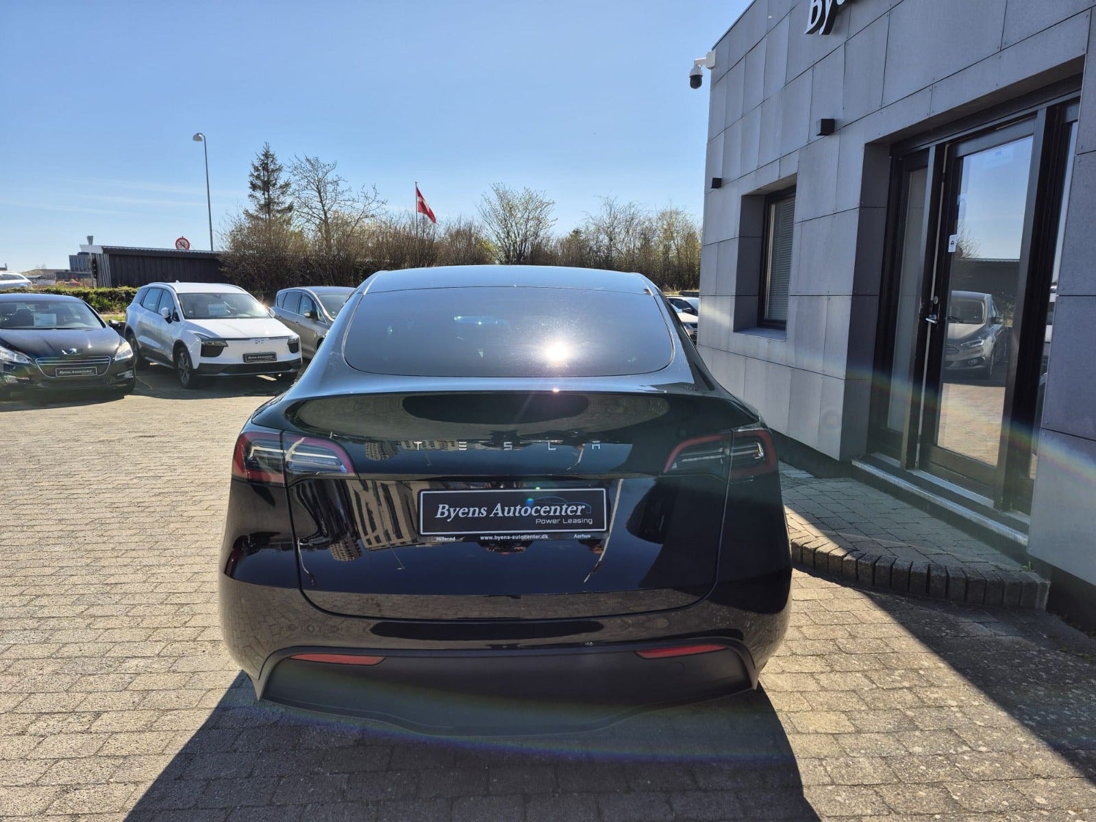 Tesla Model Y Long Range AWD, 514ps, 2022