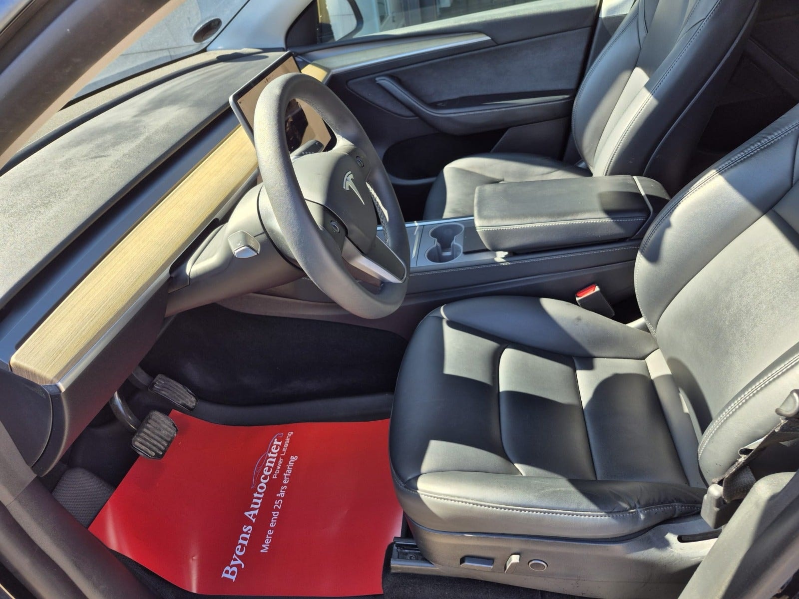 Tesla Model Y Long Range AWD, 514ps, 2022