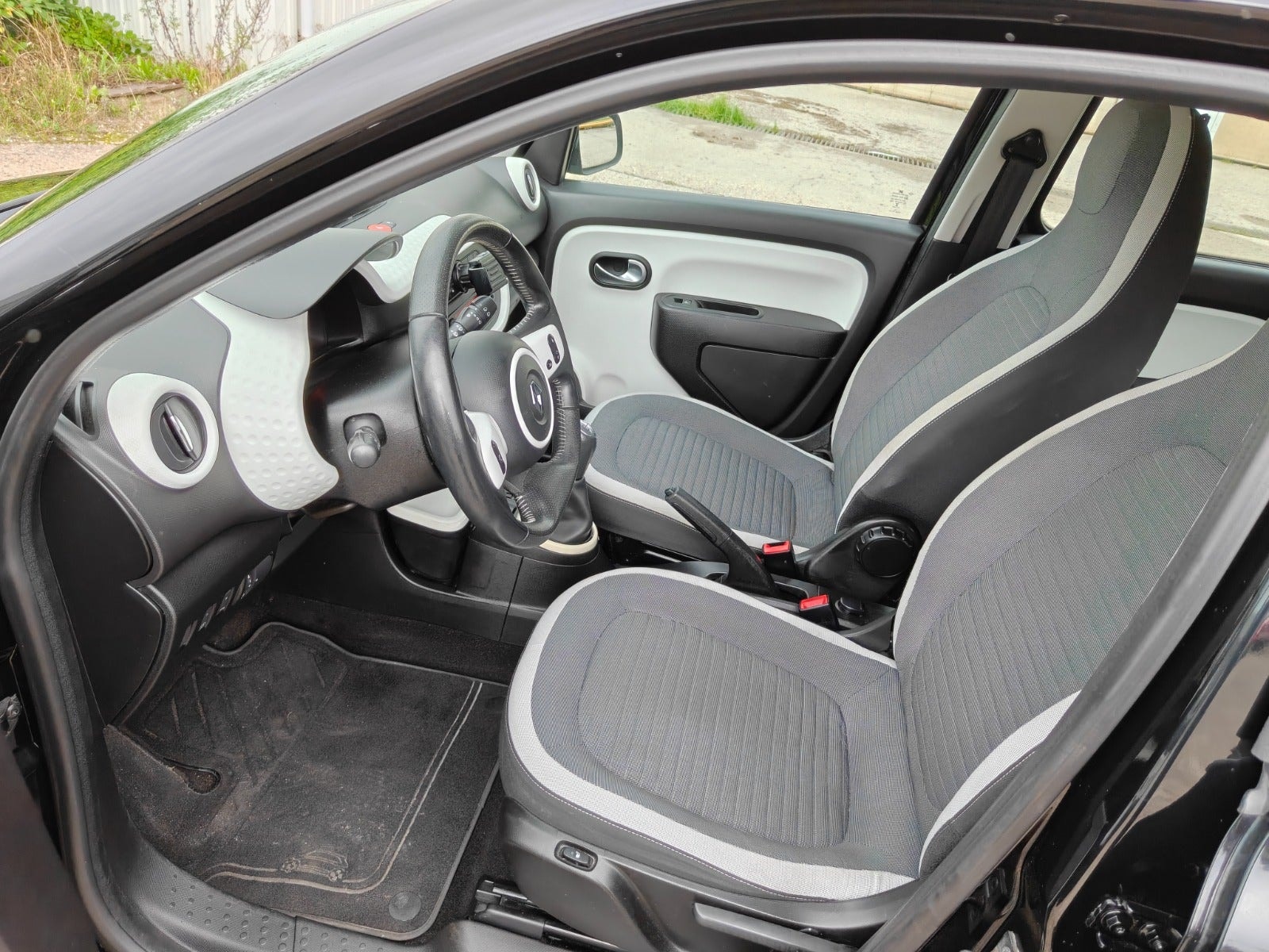 Renault Twingo 1.0 SCe EDC, 71hk, 2014
