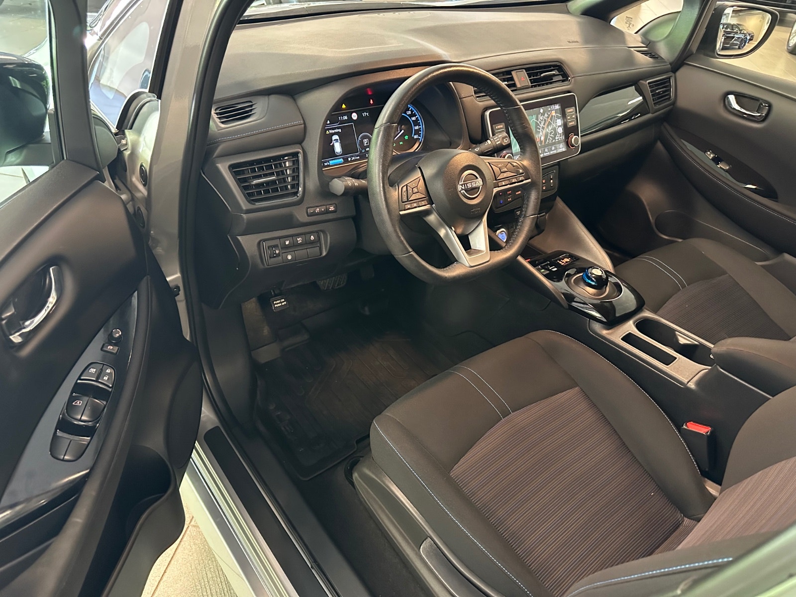 Nissan Leaf, 150hp, 2023