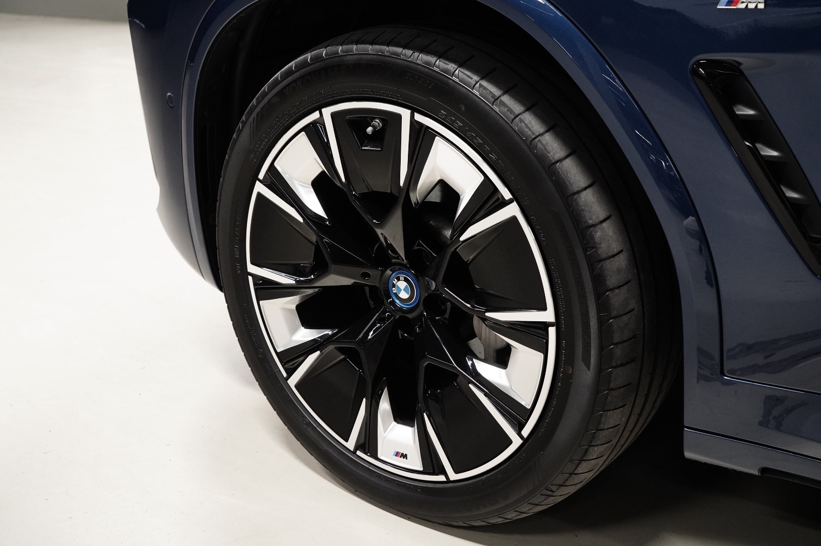 BMW iX3, 286ps, 2022