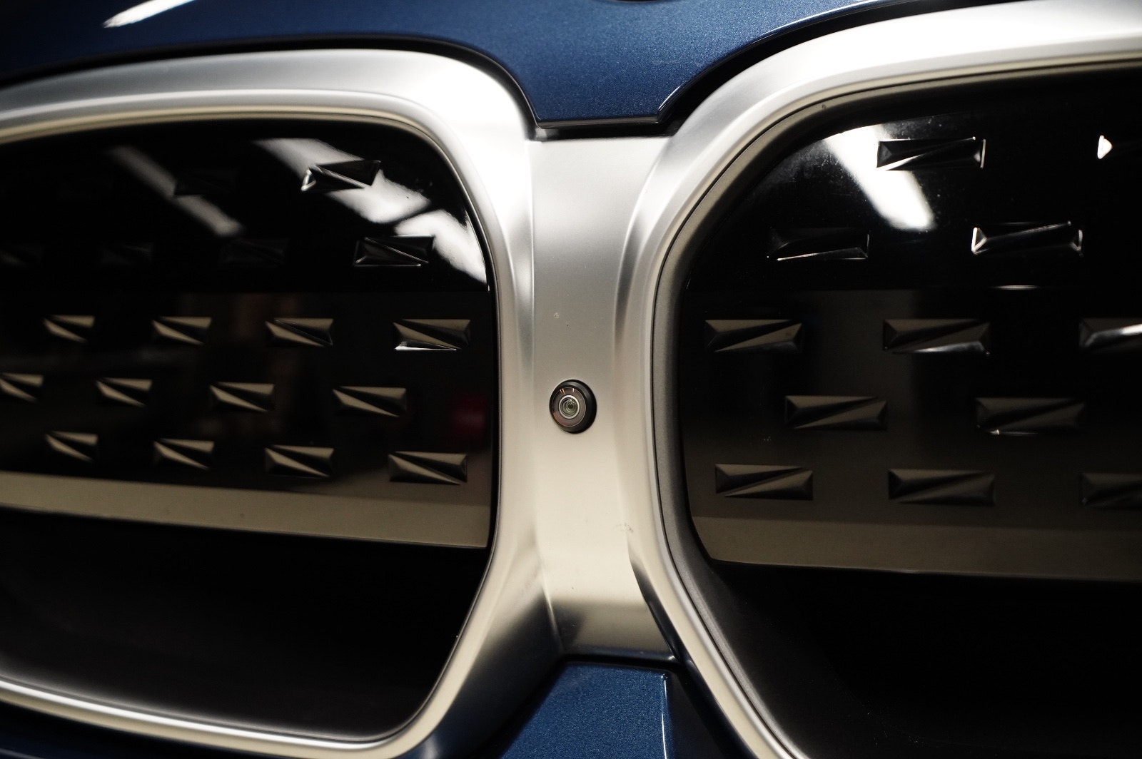 BMW iX3, 286ps, 2022