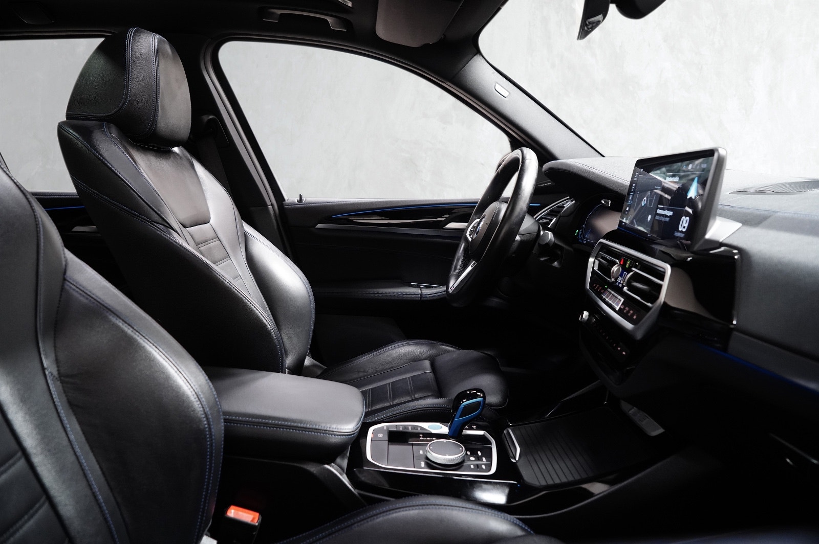 BMW iX3, 286ps, 2022