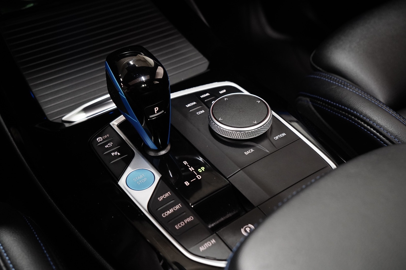 BMW iX3, 286ps, 2022