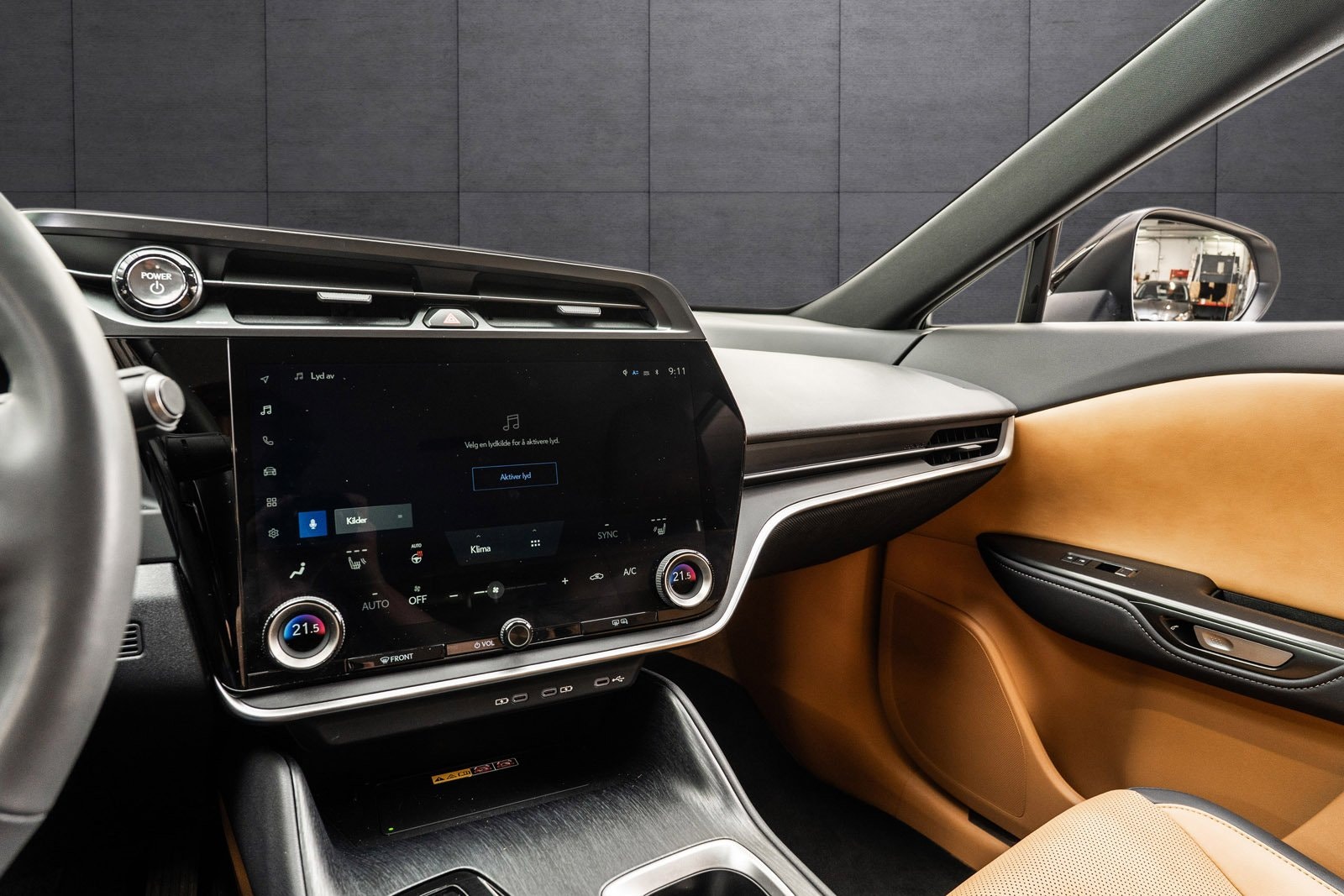 Lexus RZ 300e, 204ps, 2024