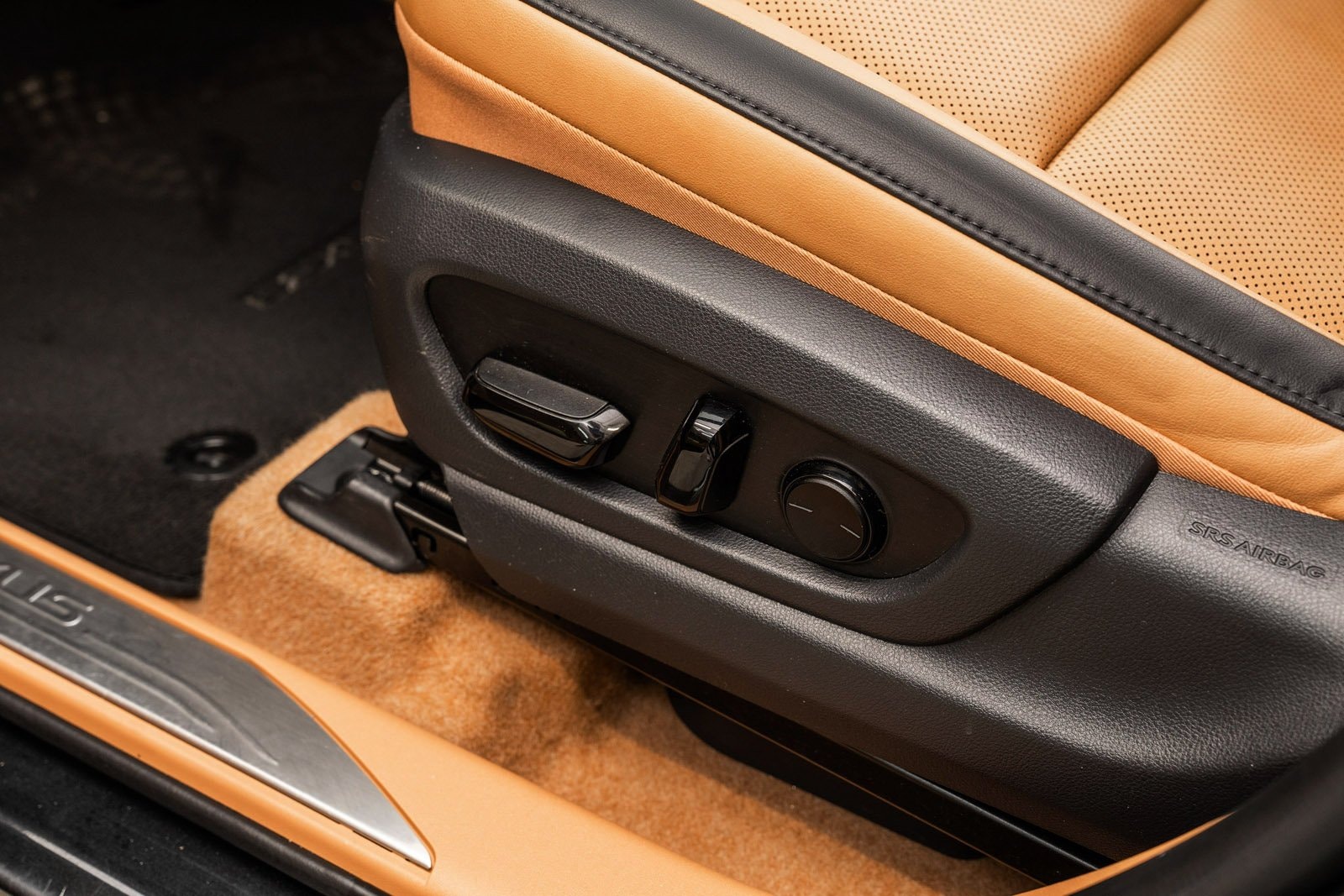 Lexus RZ 300e, 204ps, 2024