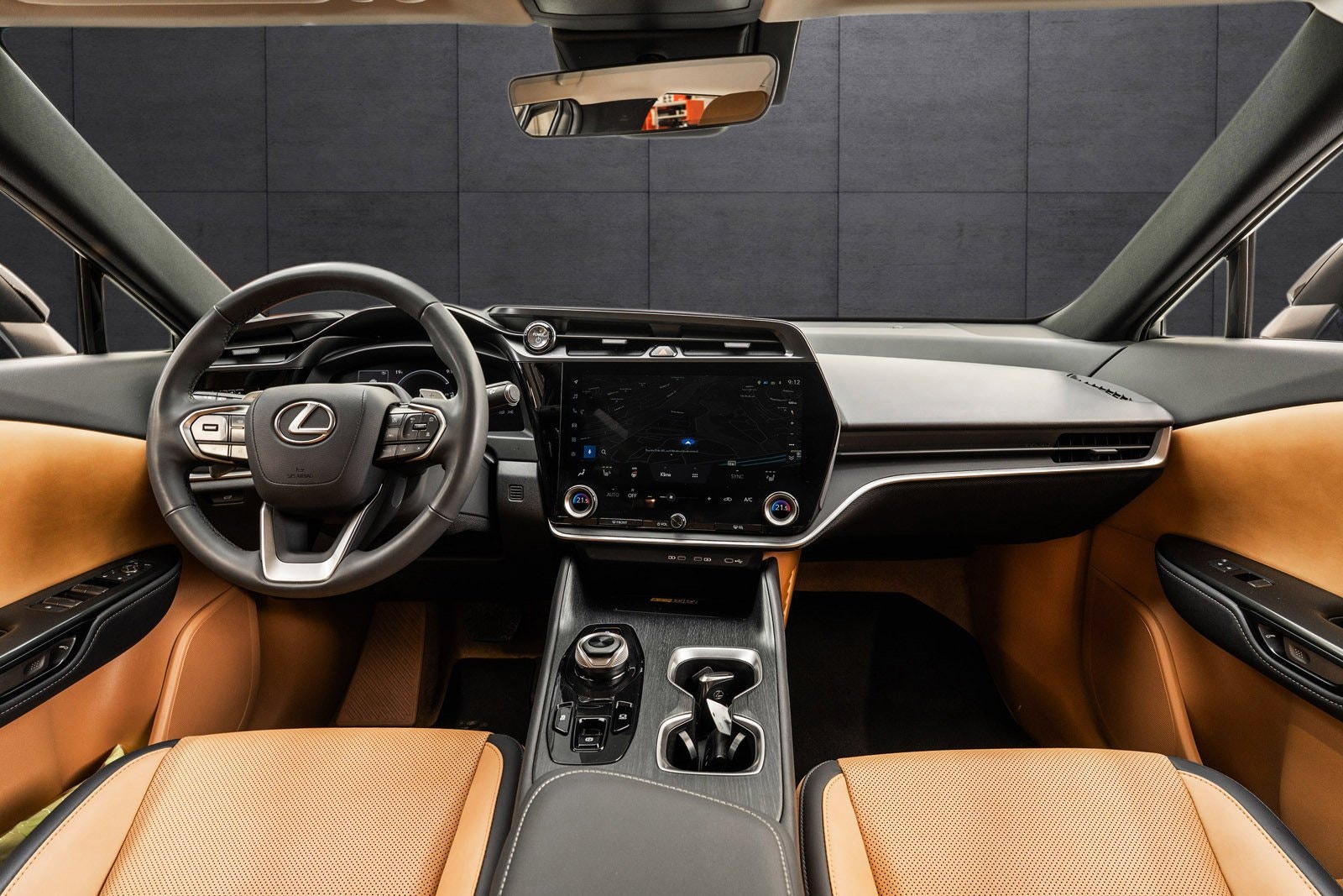 Lexus RZ 300e, 204ps, 2024