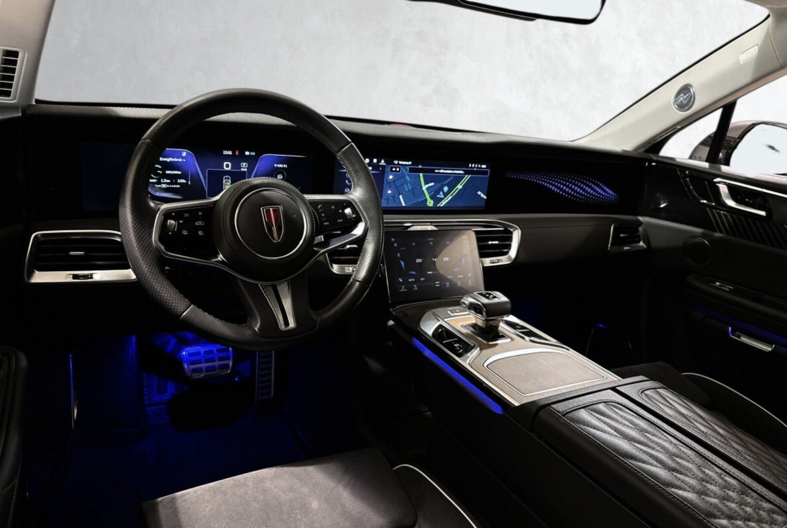 Hongqi E-HS9 Premium 99 kWh AWD, 551hk, 2022