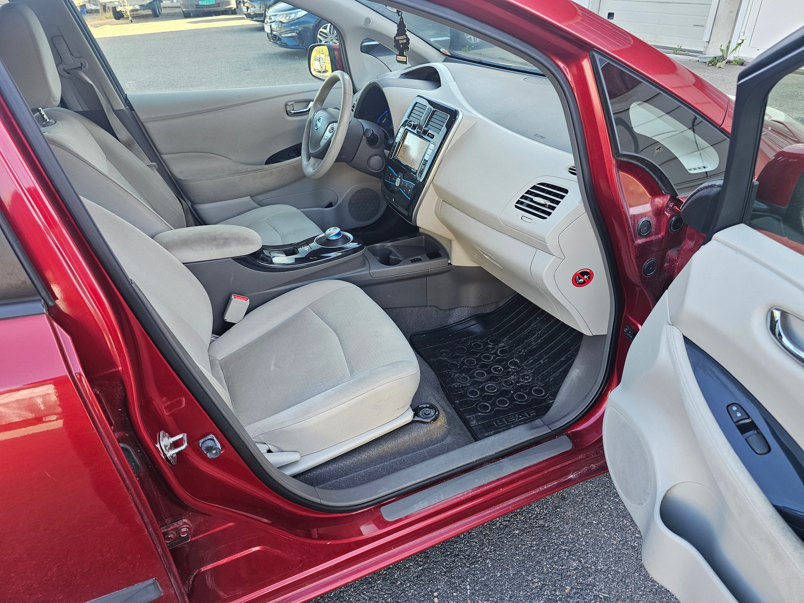 Nissan Leaf 24 kWh, 109hk, 2012