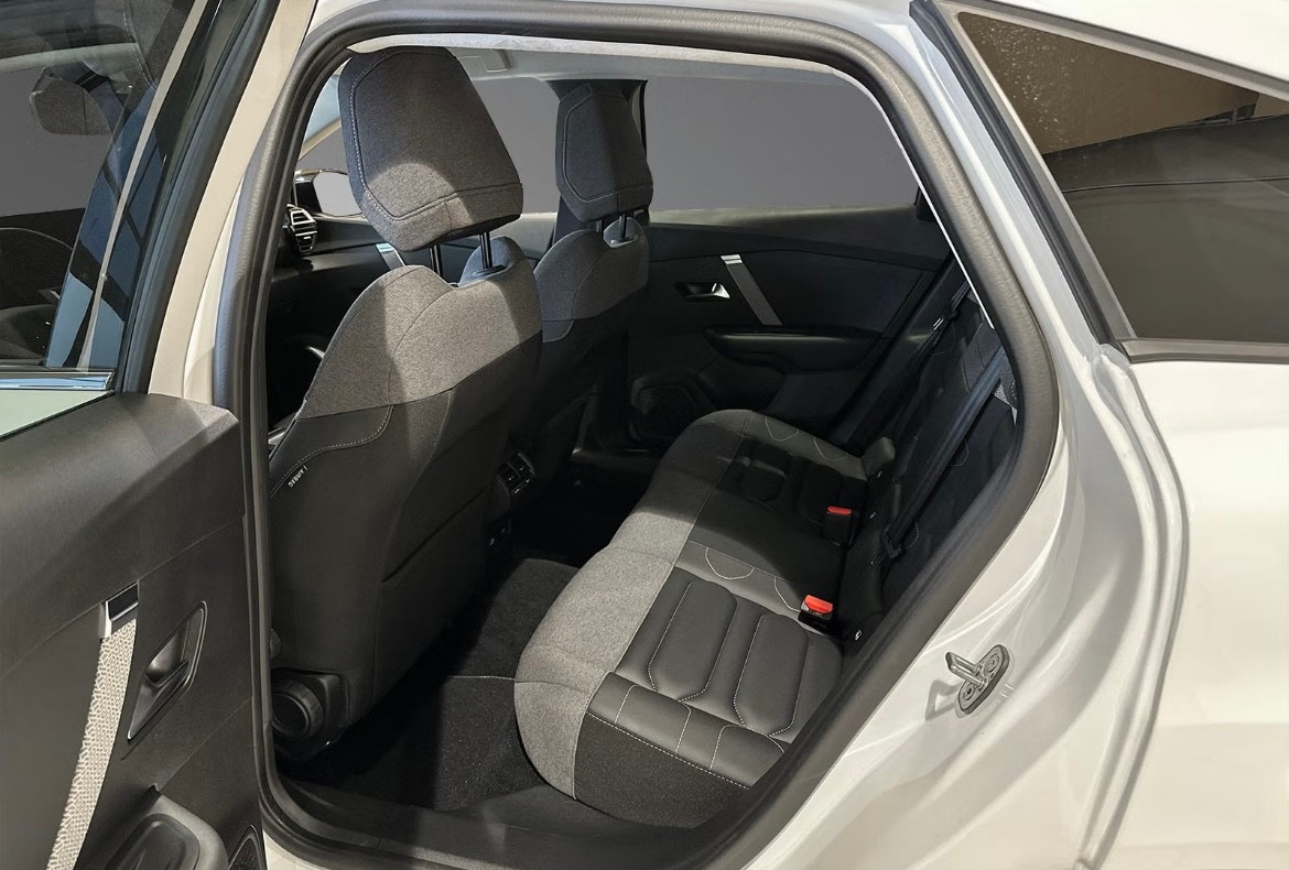 Citroën ë-C4, 136hp, 2022