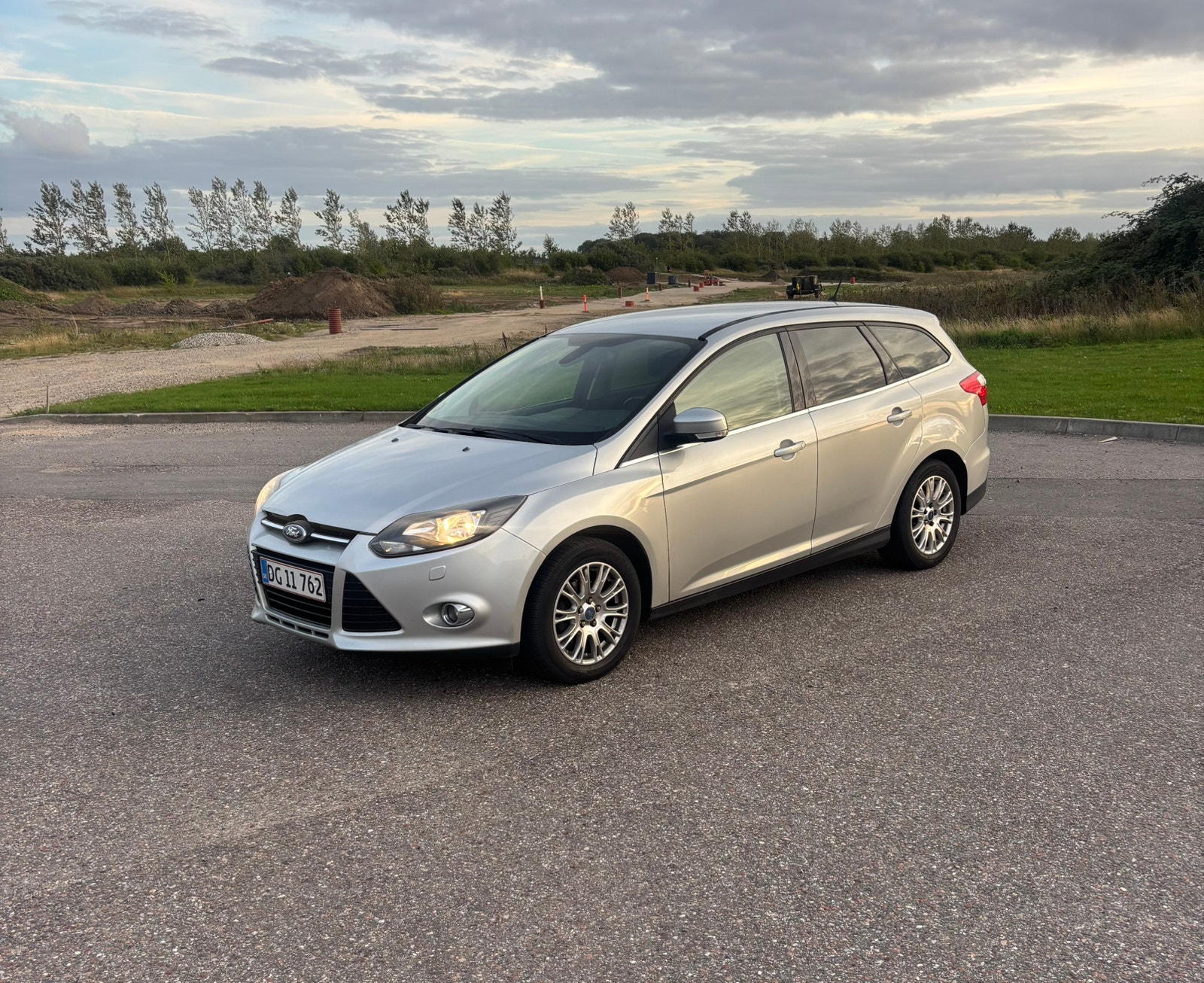 Ford Focus Combi 1.6 Ti-VCT Manual, 105hp, 2011