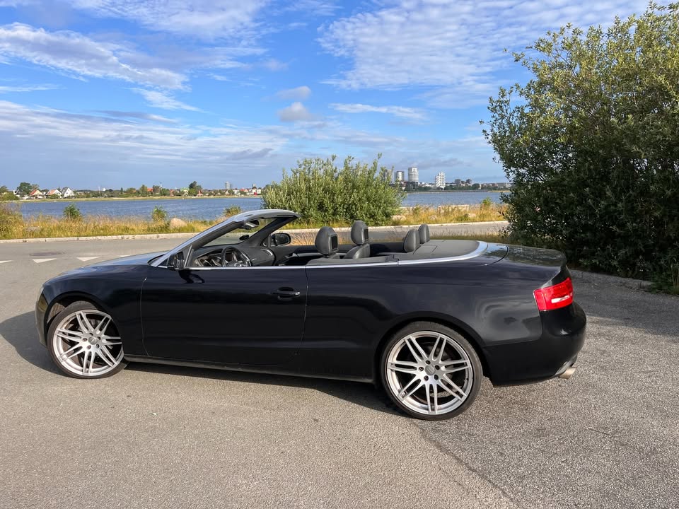 Audi A5 Cabriolet 2.0 TFSI Multitronic, 180ps, 2011