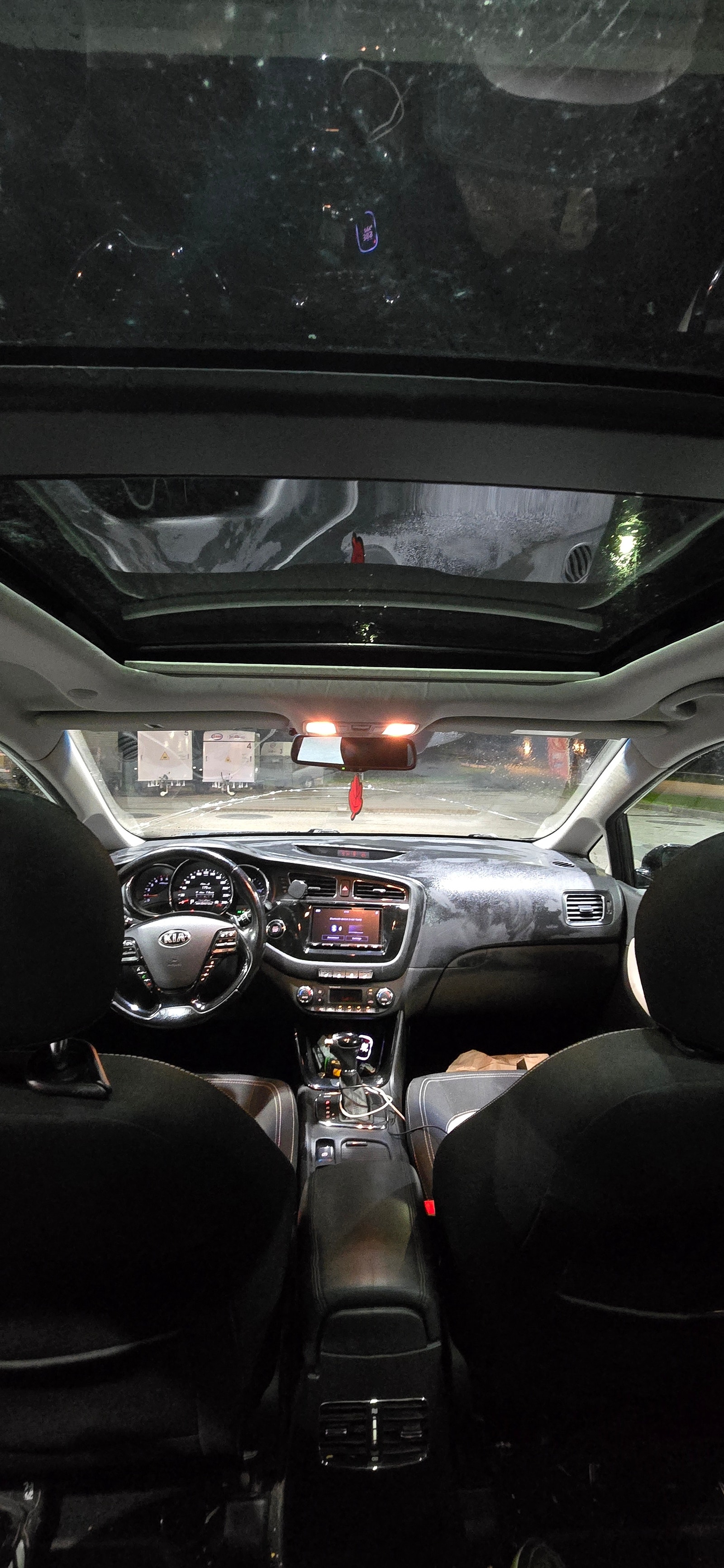 Kia cee'd_sw 1.6 CRDi Automatic, 110hp, 2013