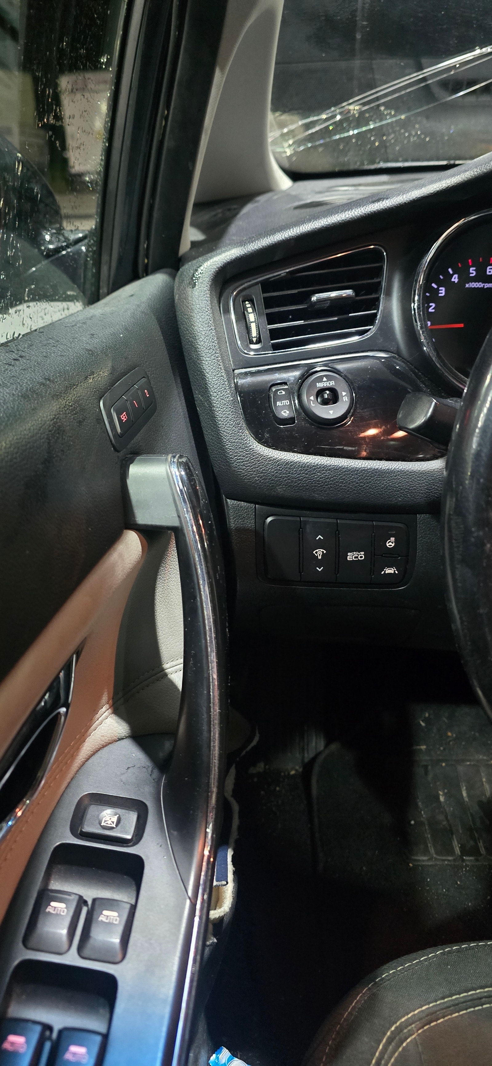 Kia cee'd_sw 1.6 CRDi Automatic, 110hp, 2013