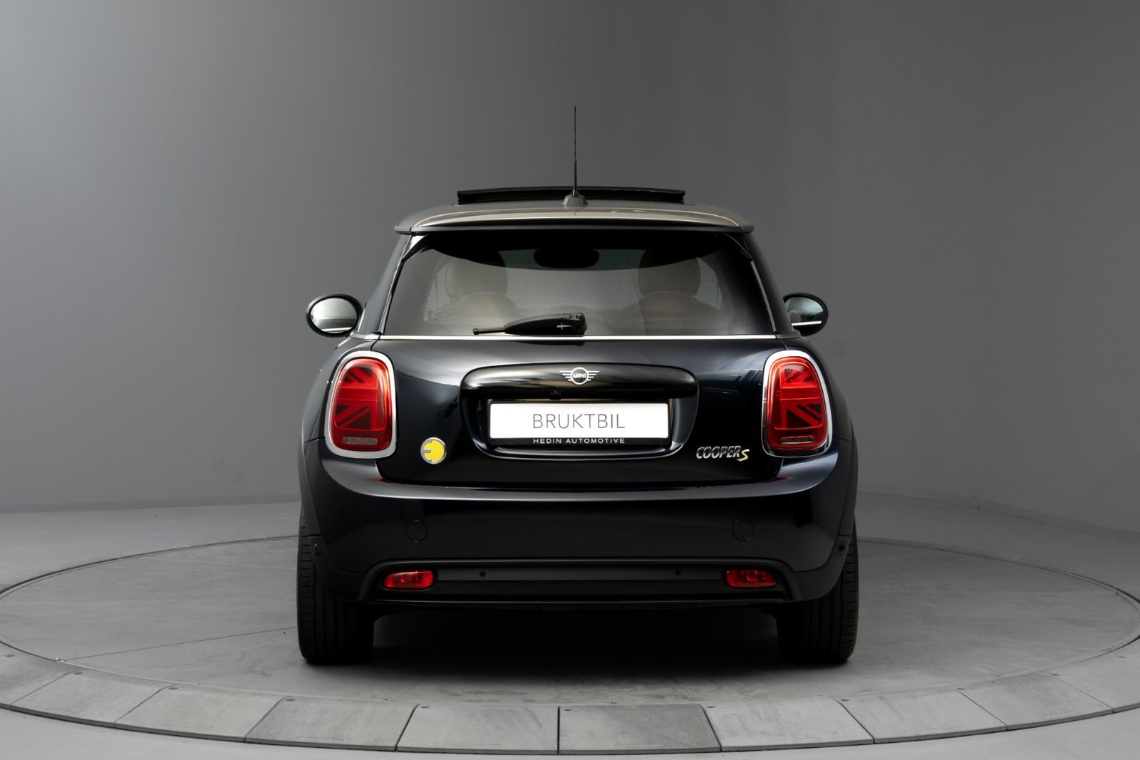 MINI Cooper SE, 184ps, 2023