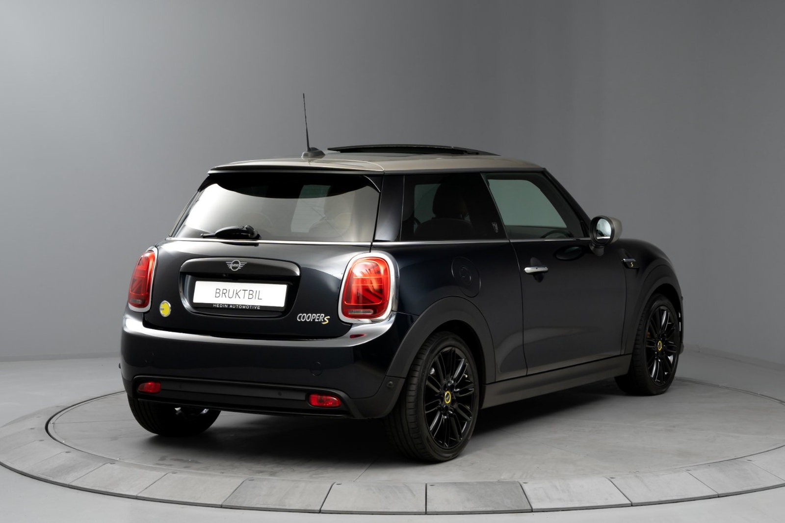 MINI Cooper SE, 184ps, 2023