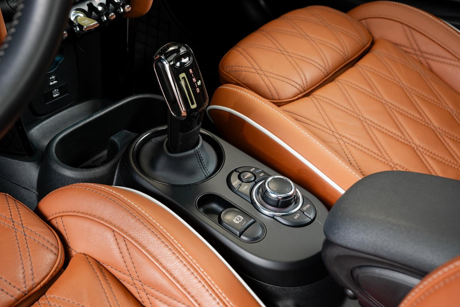 MINI Cooper SE, 184ps, 2023