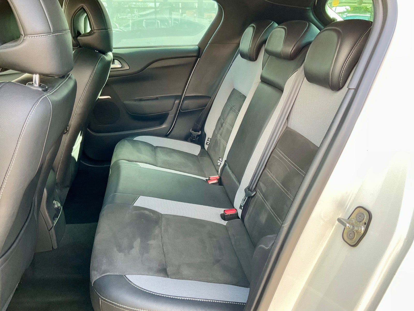 DS 4 1.2 Manual, 130hp, 2015
