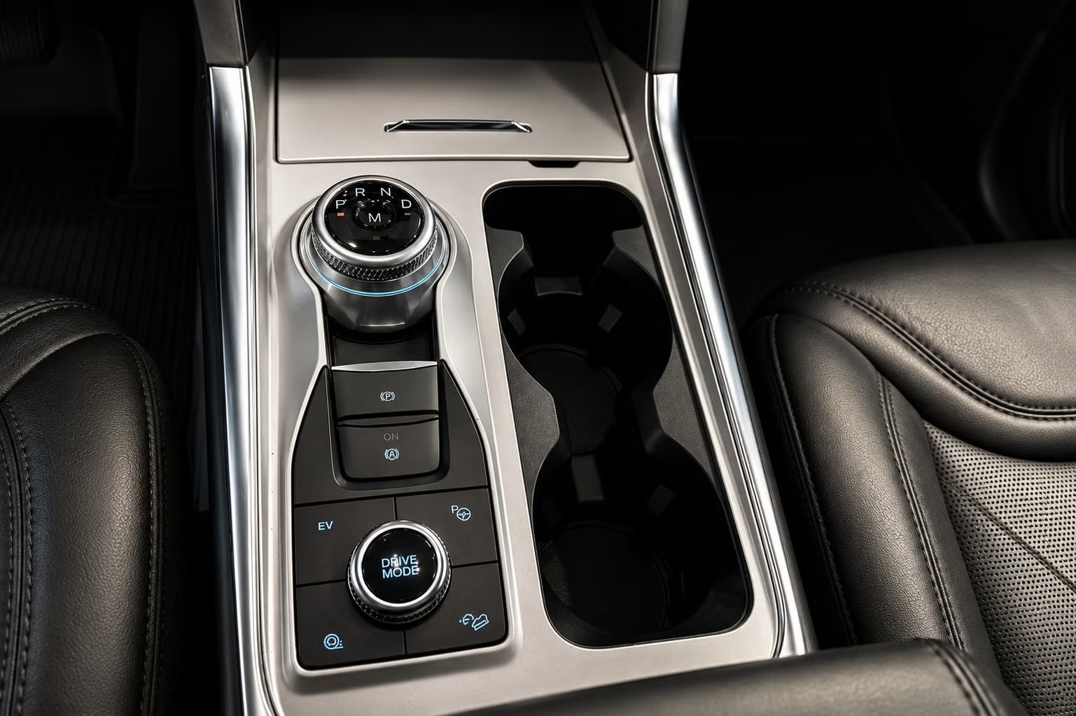 Ford Explorer Plug-In Hybrid SelectShift, 10-trins, 457ps, 2022