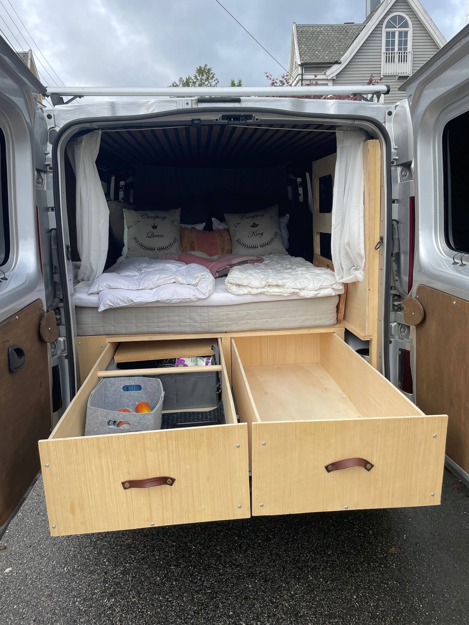 Opel Vivaro Panel Van 2.9t 1.6 CDTI BIturbo Manual, 6-trins, 120ps, 2015