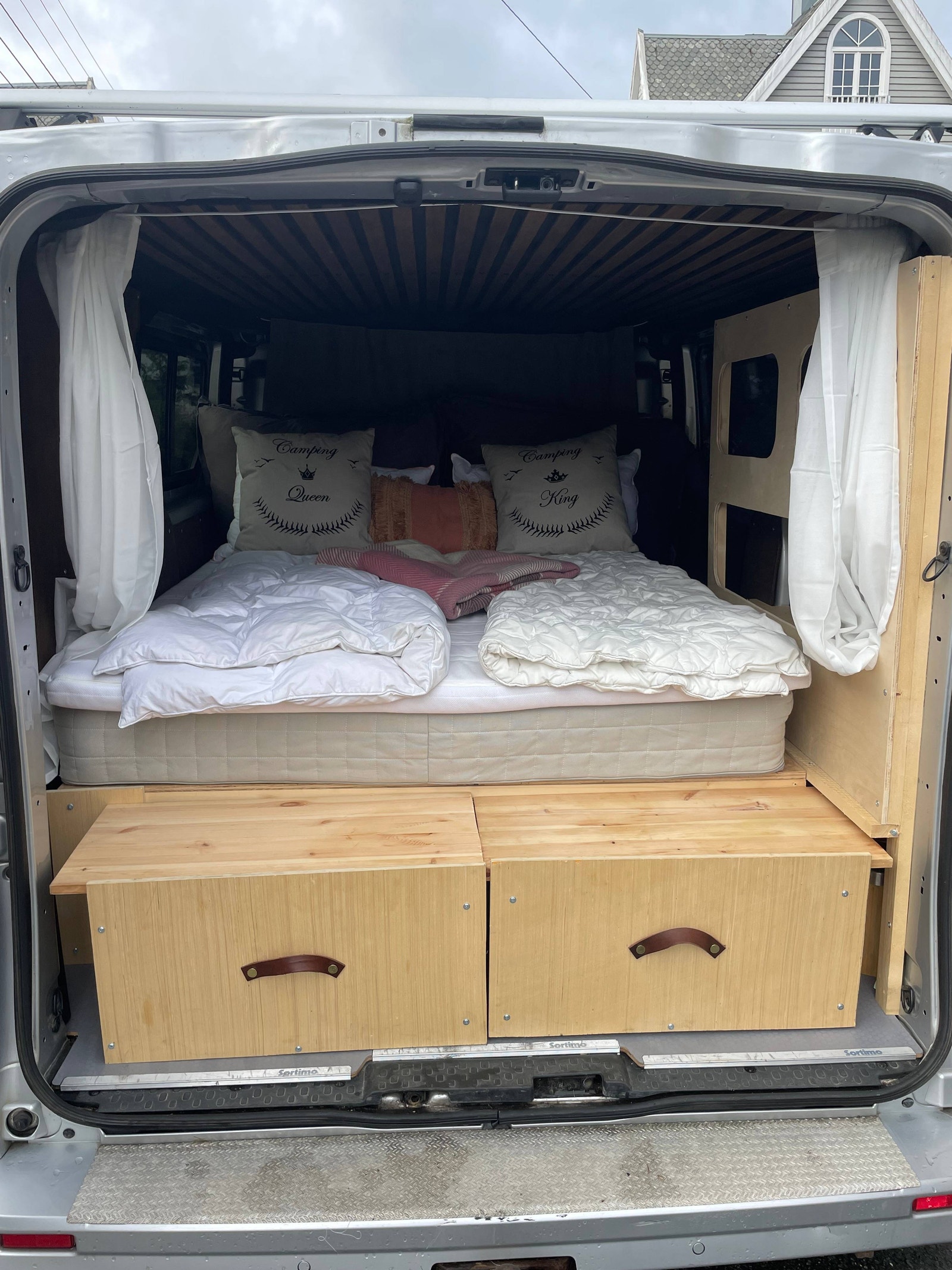 Opel Vivaro Panel Van 2.9t 1.6 CDTI BIturbo Manual, 6-trins, 120ps, 2015