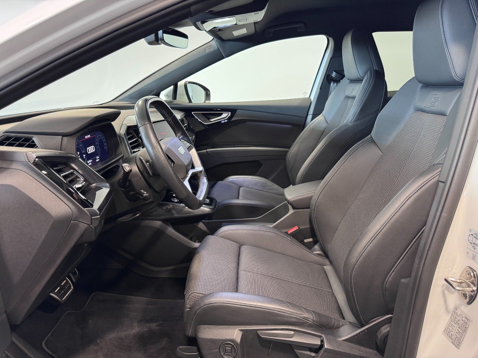 Audi Q4 40 e-tron, 204hp, 2023