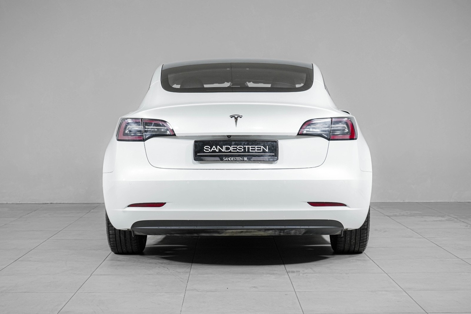 Tesla Model 3 Standard Range, 283ps, 2022