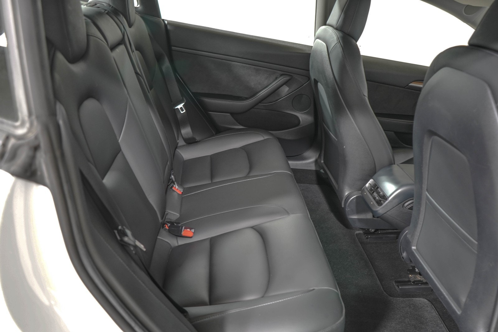 Tesla Model 3 Standard Range, 283ps, 2022