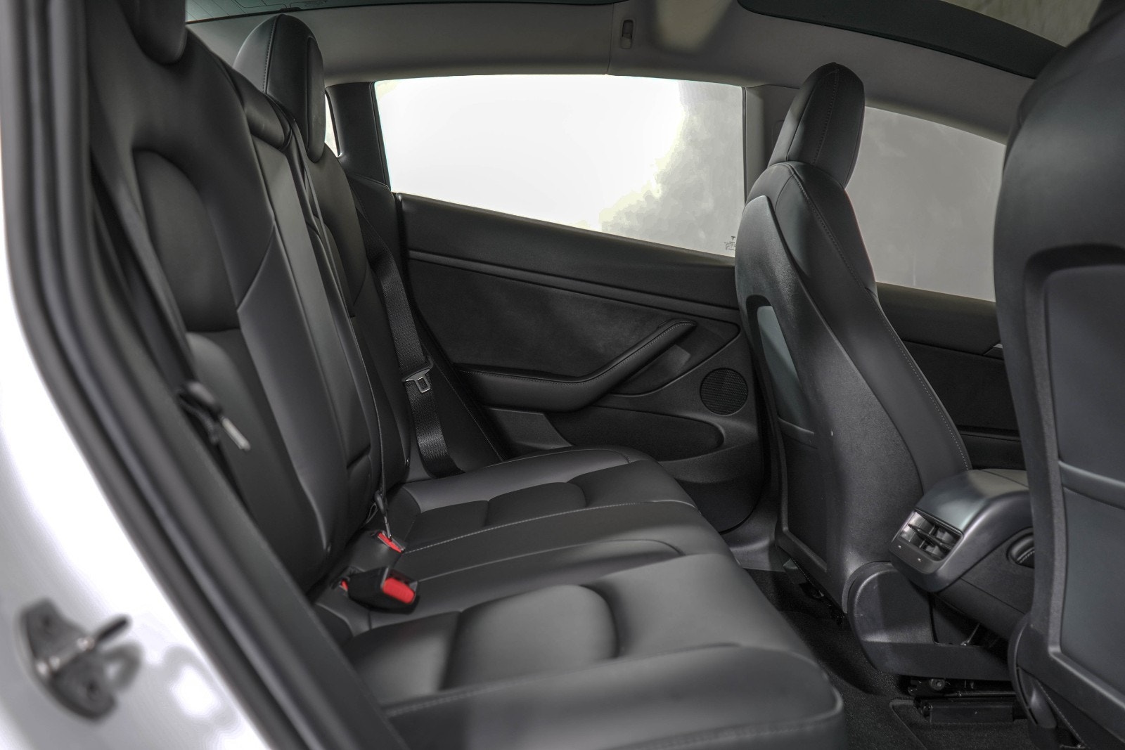 Tesla Model 3 Standard Range, 283ps, 2022