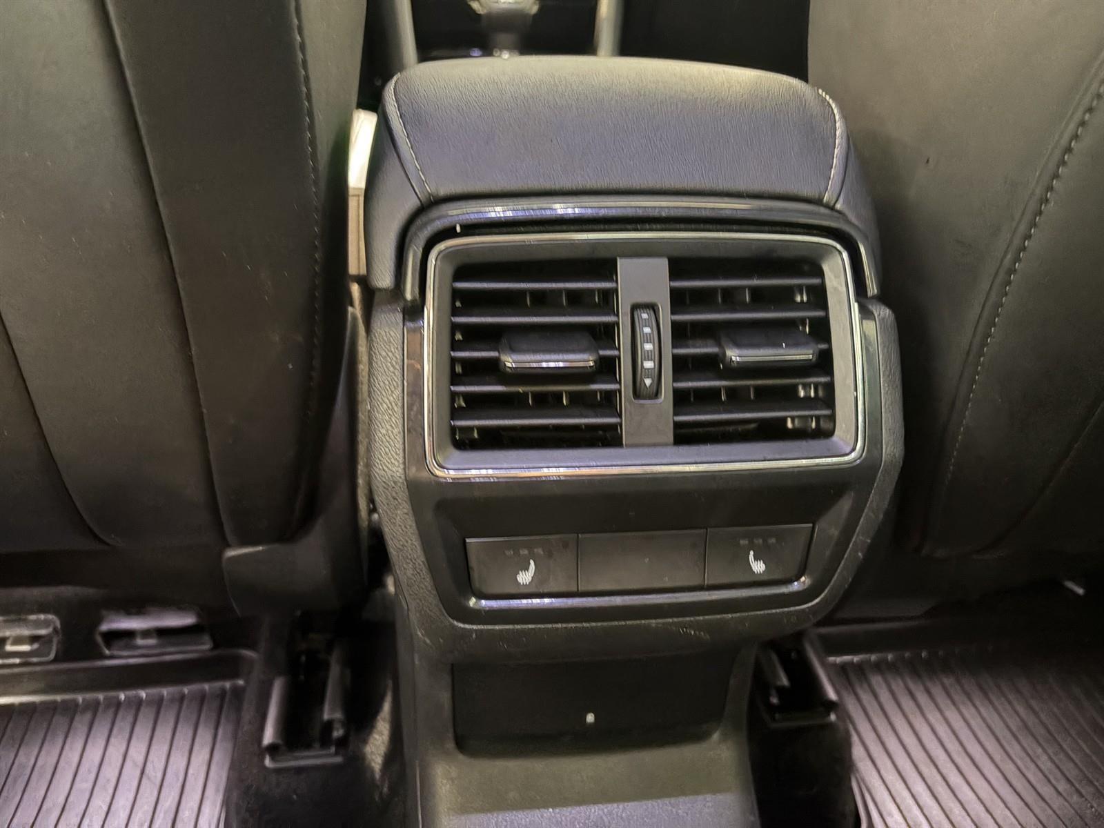 Škoda Karoq 2.0 TDI 4x4 DSG Sekventiell, 150hk, 2020