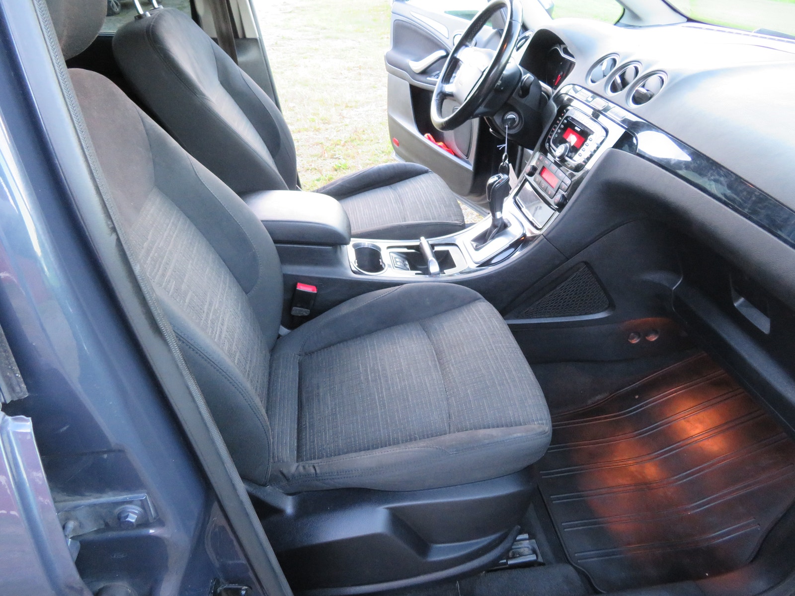 Ford Galaxy 2.0 TDCi Powershift 6, 6-trins, 140ps, 2012