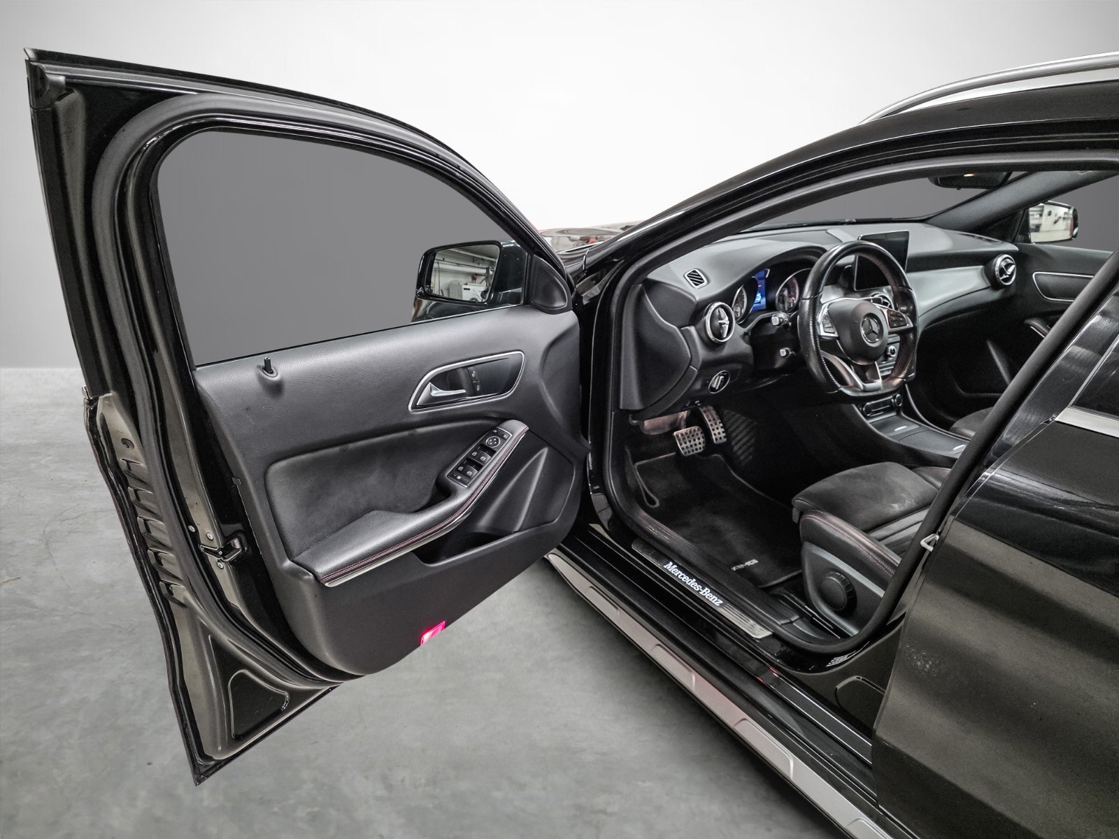Mercedes-Benz GLA 180 7G-DCT, 122ps, 2017