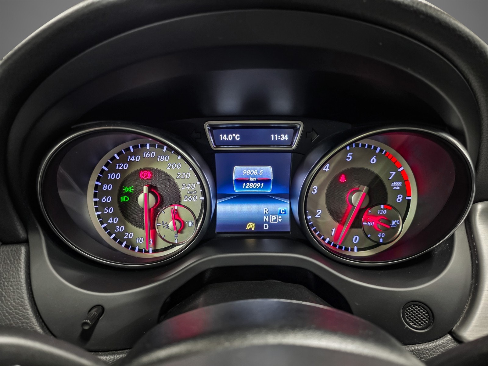 Mercedes-Benz GLA 180 7G-DCT, 122ps, 2017