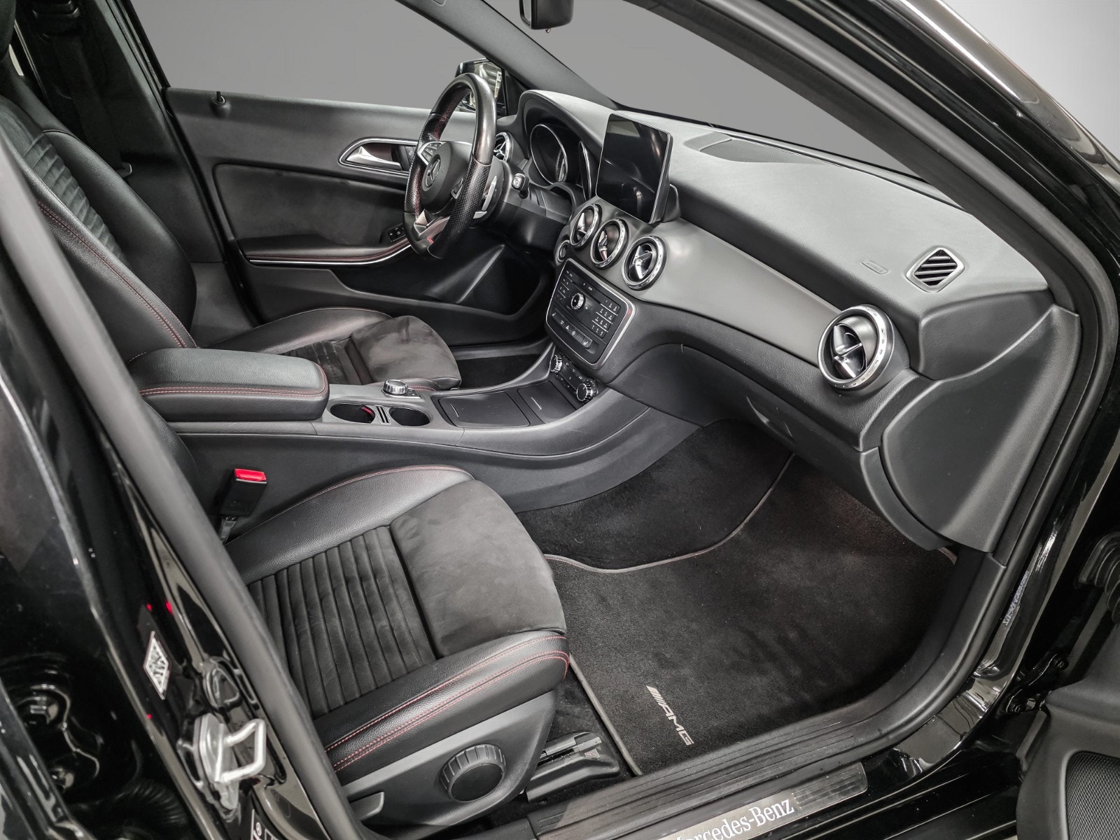 Mercedes-Benz GLA 180 7G-DCT, 122ps, 2017