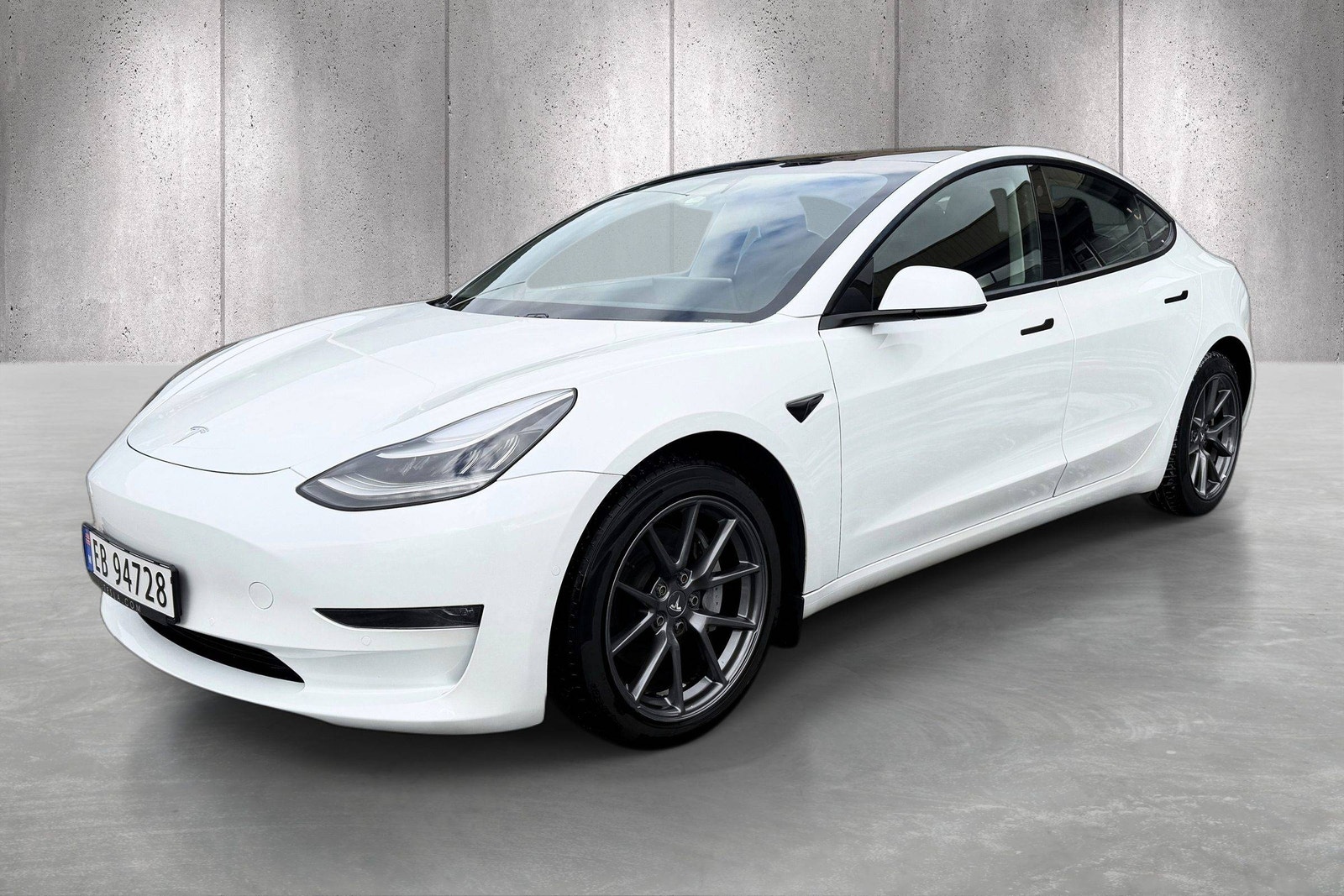 Tesla Model 3 Long Range AWD, 440ps, 2021