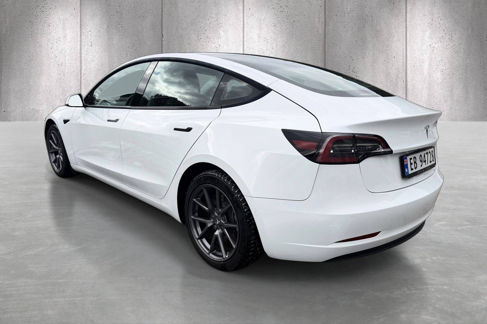 Tesla Model 3 Long Range AWD, 440ps, 2021
