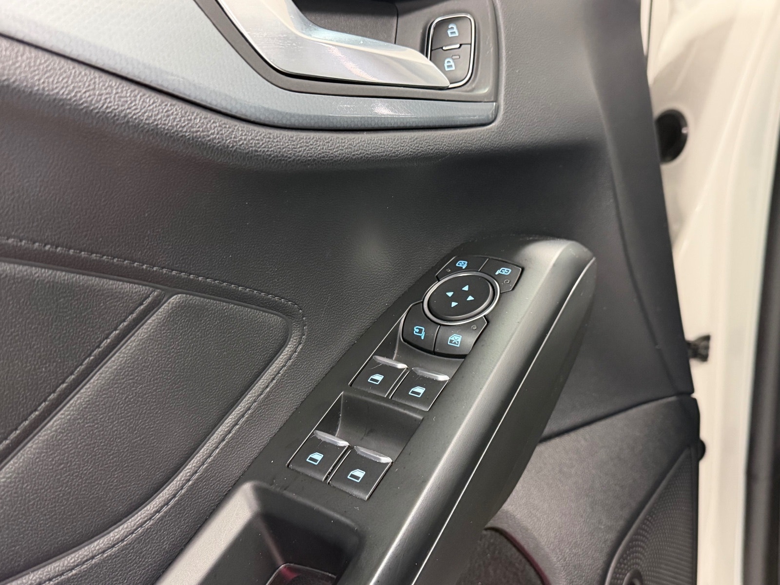 Ford Focus Active Combi 1.0 EcoBoost SelectShift, 8-trins, 125ps, 2020