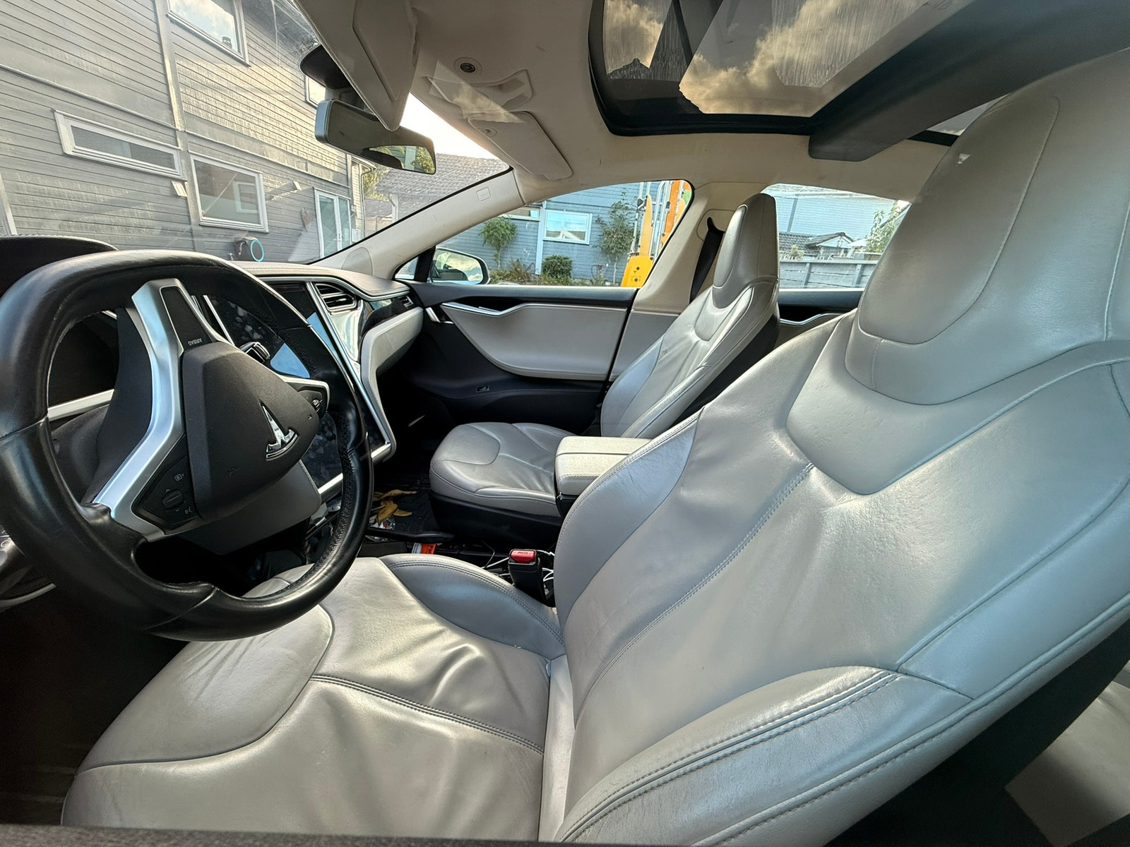 Tesla Model S 85, 378hp, 2013