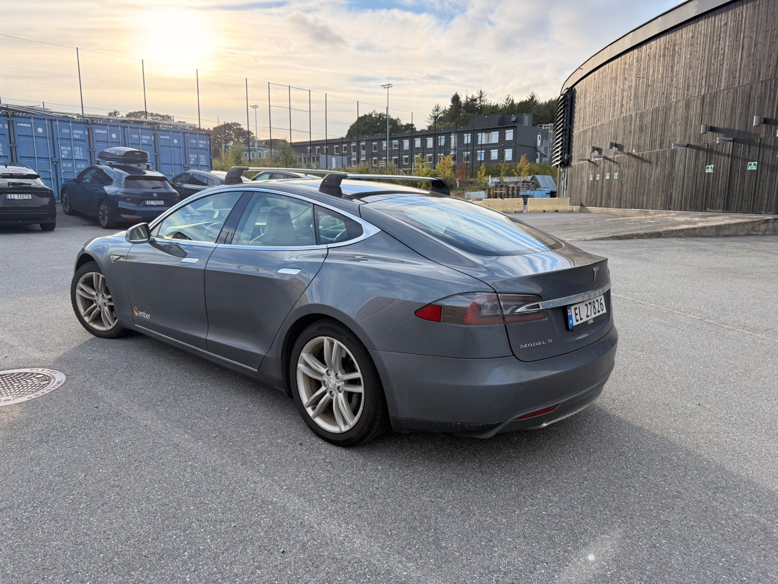 Tesla Model S 85, 378hp, 2013