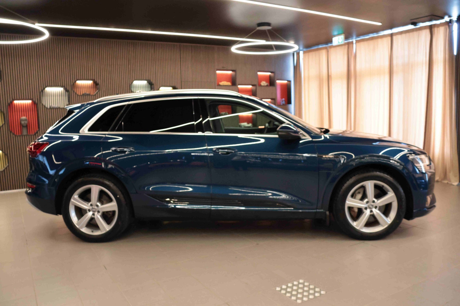 Audi e-tron 50 quattro, 313ps, 2020